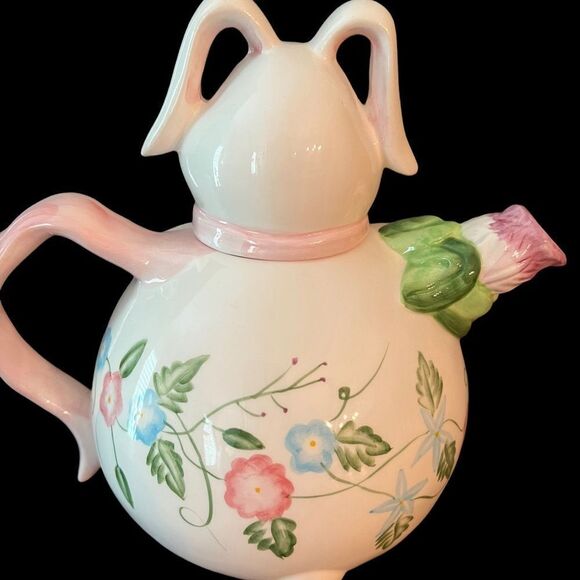 Bunny/Rabbit Ceramic TeaPot Heartfelt Kitchen Creations 7”Tall NWOT - Picture 2 of 5